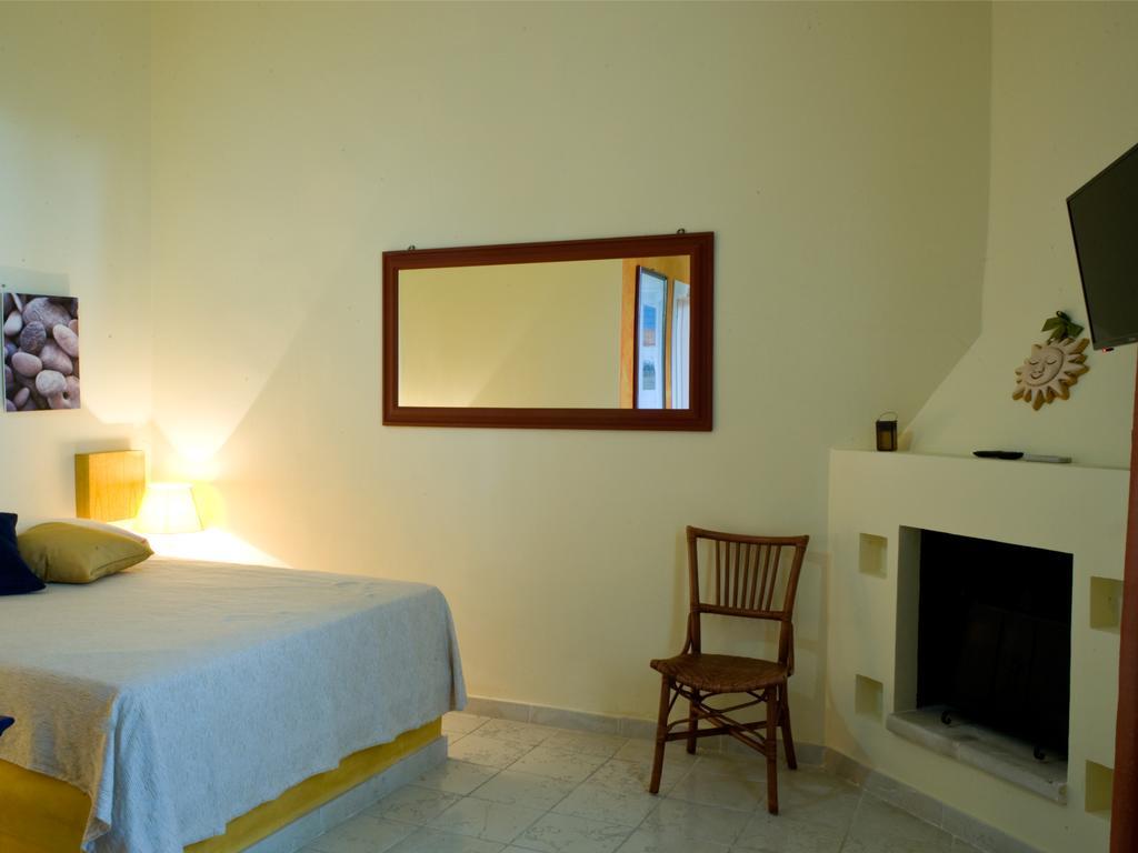 Borgo Fiore Country House Salice Salentino Exterior photo